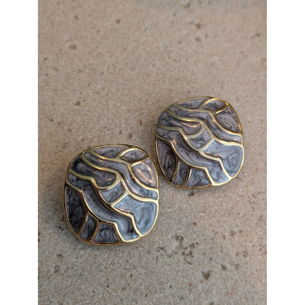 Vintage Clip On Earrings In Gray Enamel & Gold Tone Abstract Chunky Textured